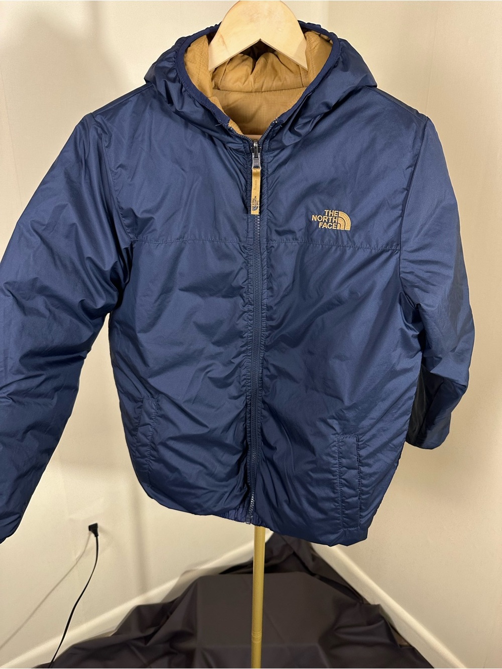 : The North Face Boys Reversible Down Jacket L 14–16 Navy Mustard Yellow Hooded